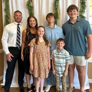 Meet your Posher, Lydia